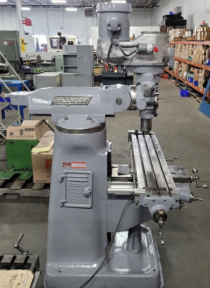 Bridgeport 1 1/2 HP VS Mill, 9 x 42 Table