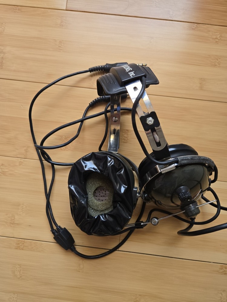 Aviation Communications Inc AC-200 Headset Dual Plug Not Tested