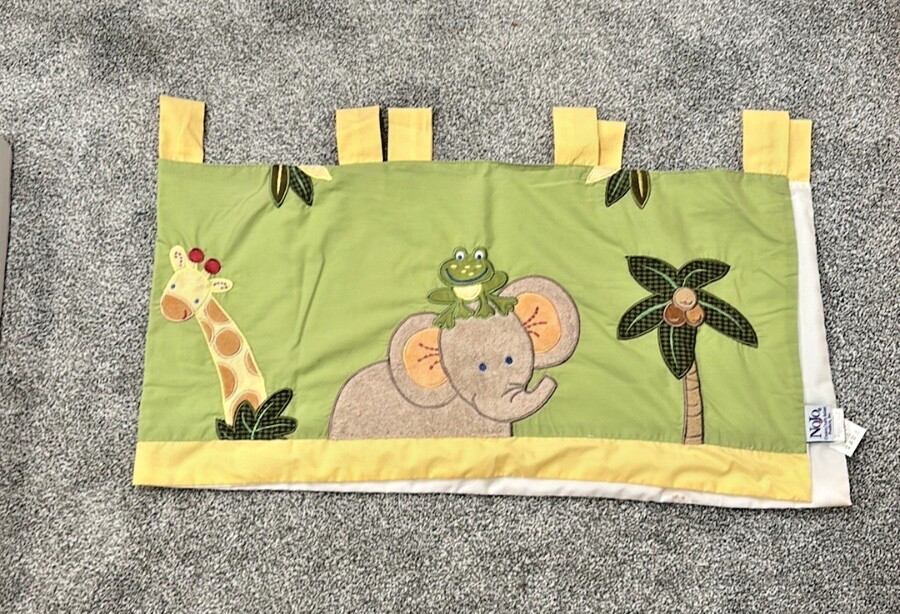 Nojo JUNGLE BABIES 10 Piece Crib Bedding Window Set Elephant Monkey Giraffe Frog