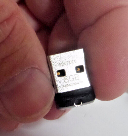 10x 8GB USB drive amino mini