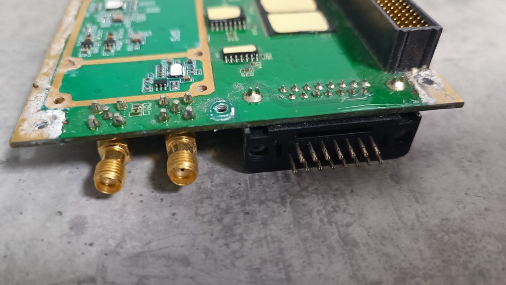 Navigation and receiving module (GNSS/GPS + GLONASS) with digital processing.