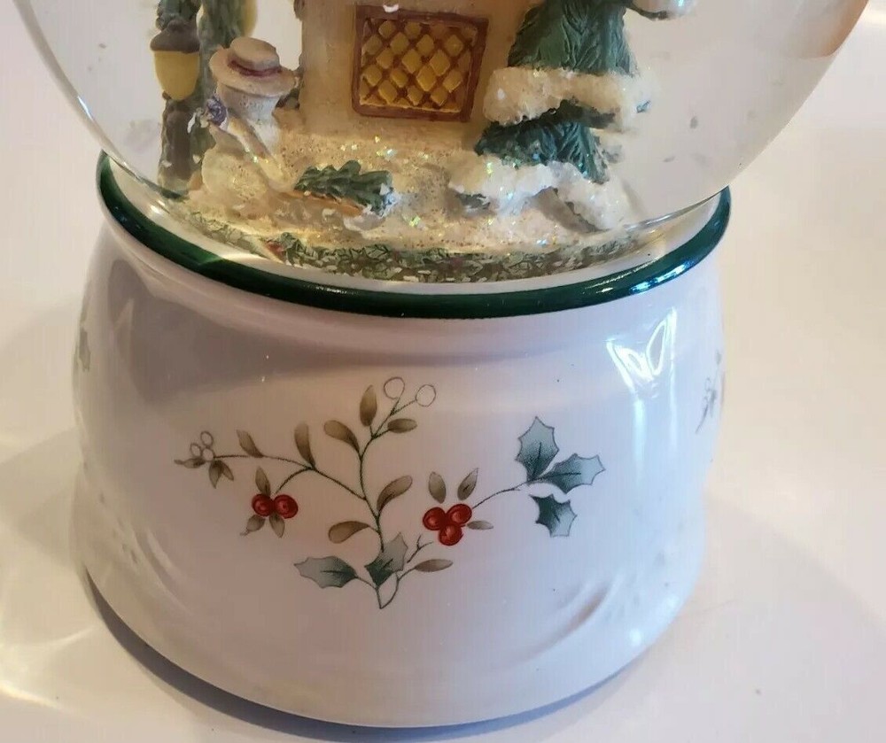 House In Winter Snow Globe, 7"