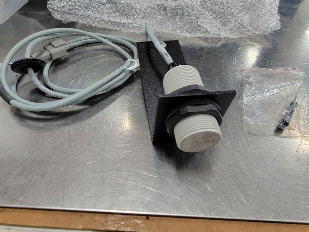 Trimble 90427 Bin Level Sensor with Bracket NEW