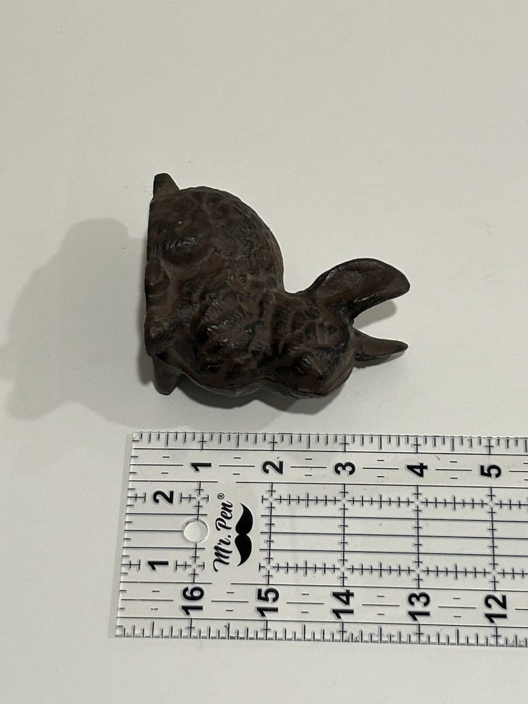 Small Cast Iron Bunny