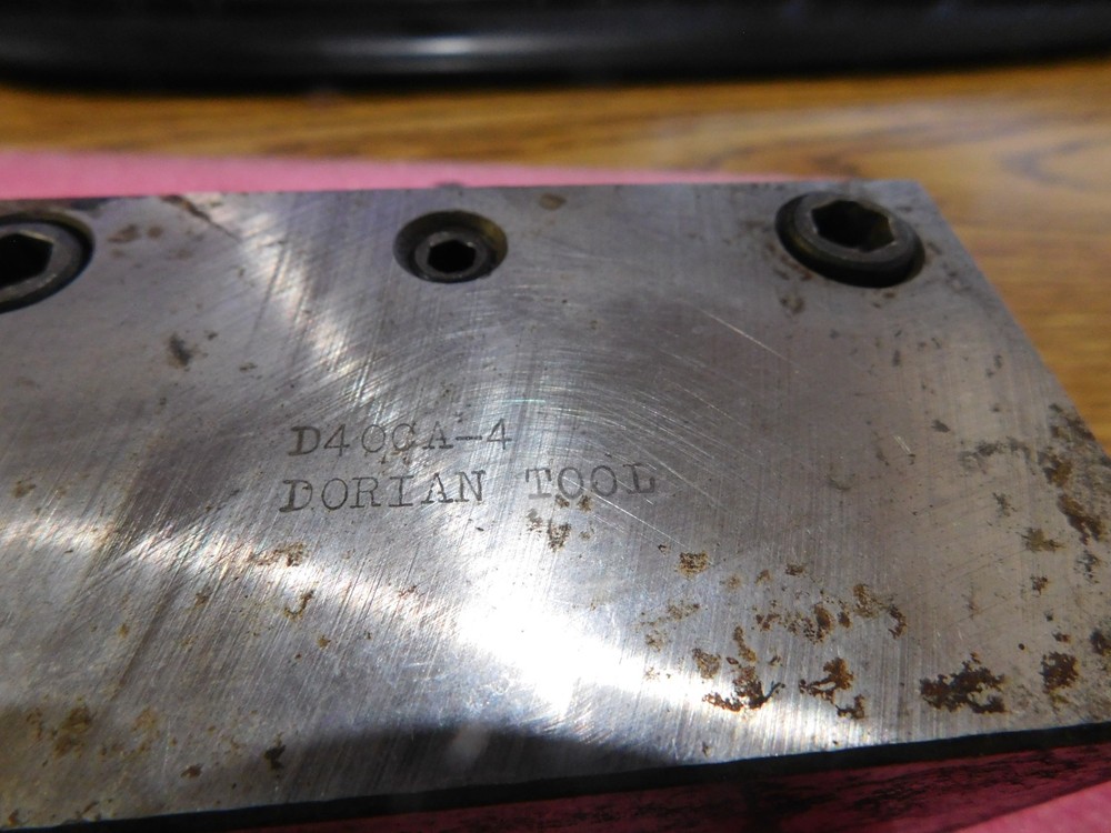 Dorian Tool Model: D40CA-4 Heavy Duty Boring Bar Holder.