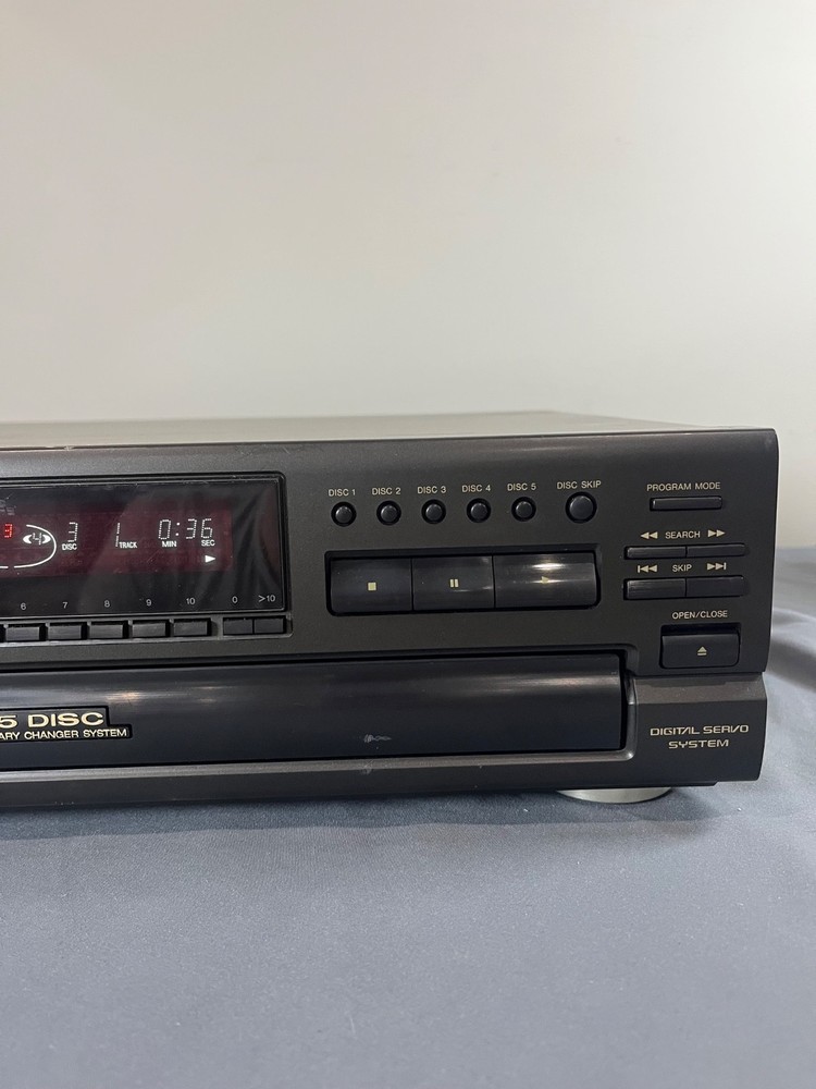 Working Technics SL-PD687 Japan MASH 5-Disc Changer CD Player
