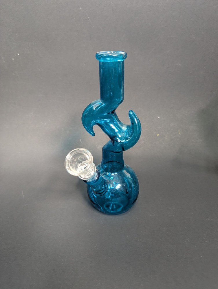 8" Glass Water Pipe (mystery color)
