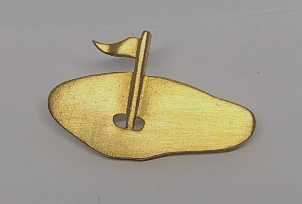 JJ Gold Tone Golf Mound Lapel Pin