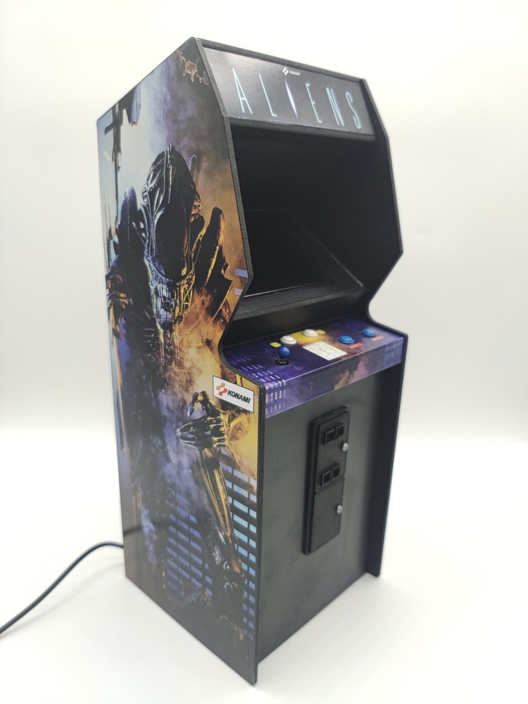 Aliens, 1/6 scale mini working arcade cabinet.
