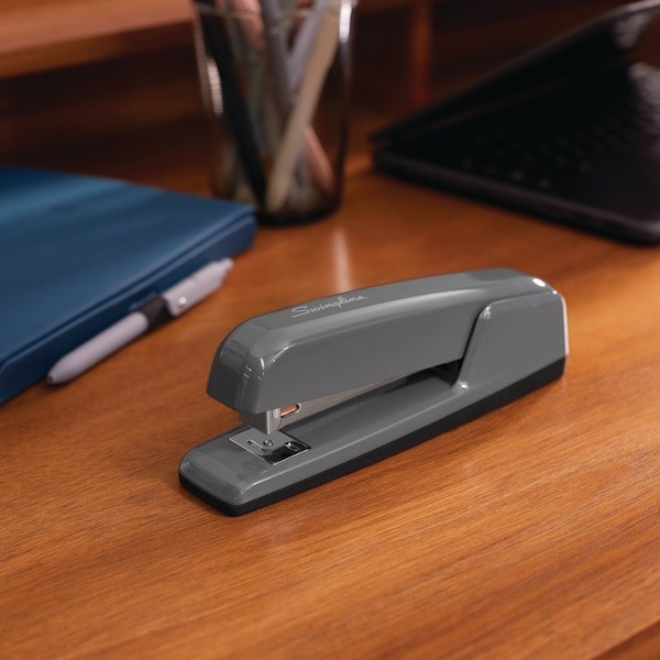 Swingline S7074759a Business Desktop Stapler, 30 Sheets, Graphite Gray