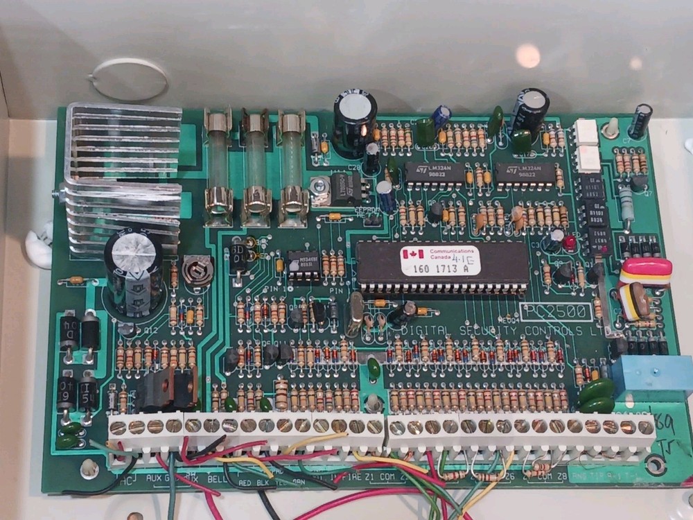 Emergency Networks 200 Security Systems Parts/ Not tested