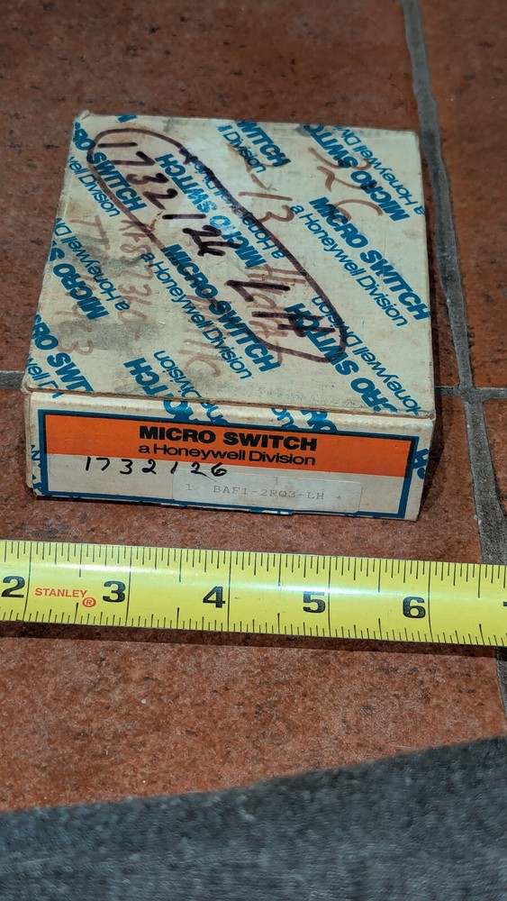 Honeywell Microswitch BAF1-2RQ3-LH NIB
