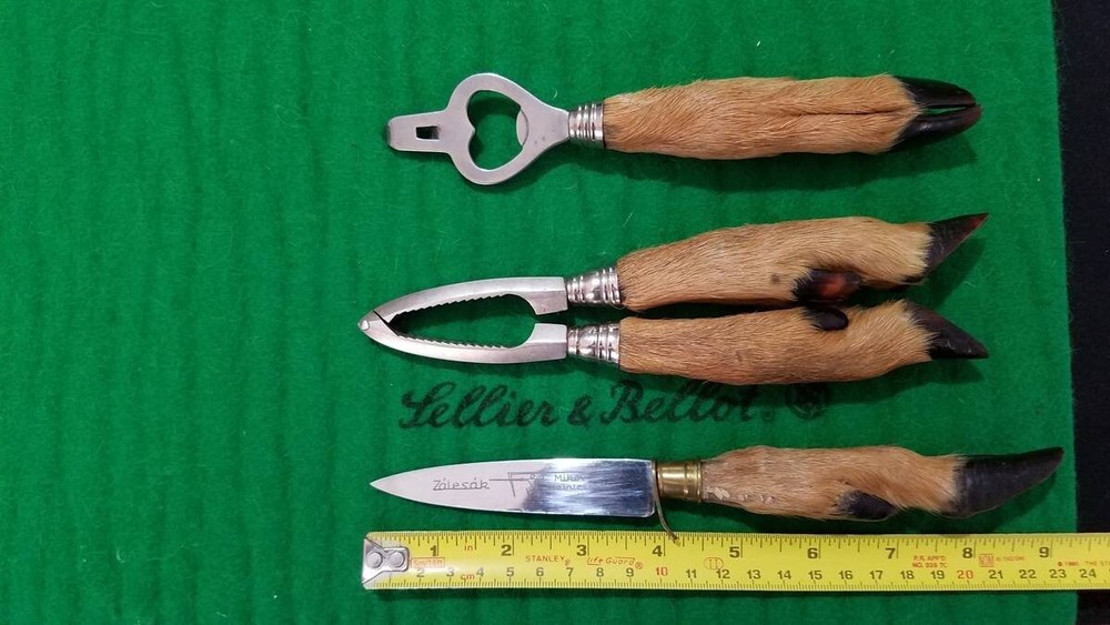 Mikov Deer Foot Hunter's Set