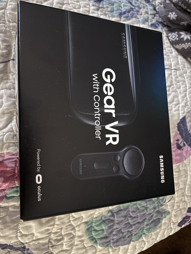 Samsung Gear VR with Controller