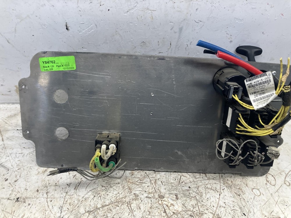 Freightliner COLUMBIA 120 GAUGE AND SWITCH Dash Panel - Used