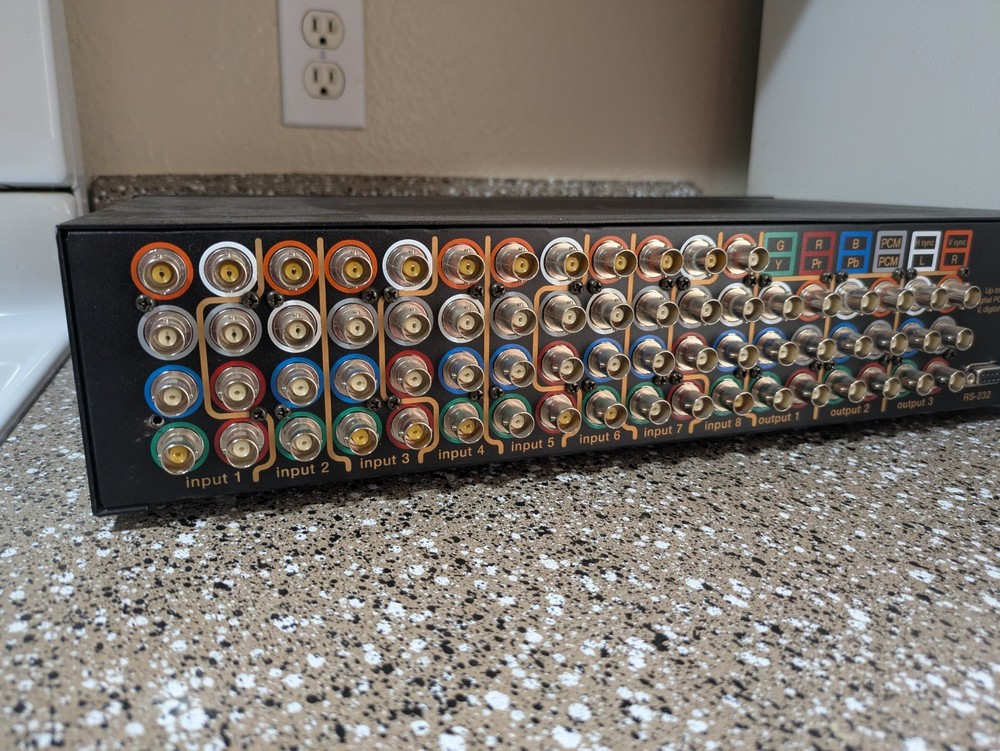 KDS Key Digital System - Flash Matrix KD-MSW8X3 - Component Video BNC Switcher