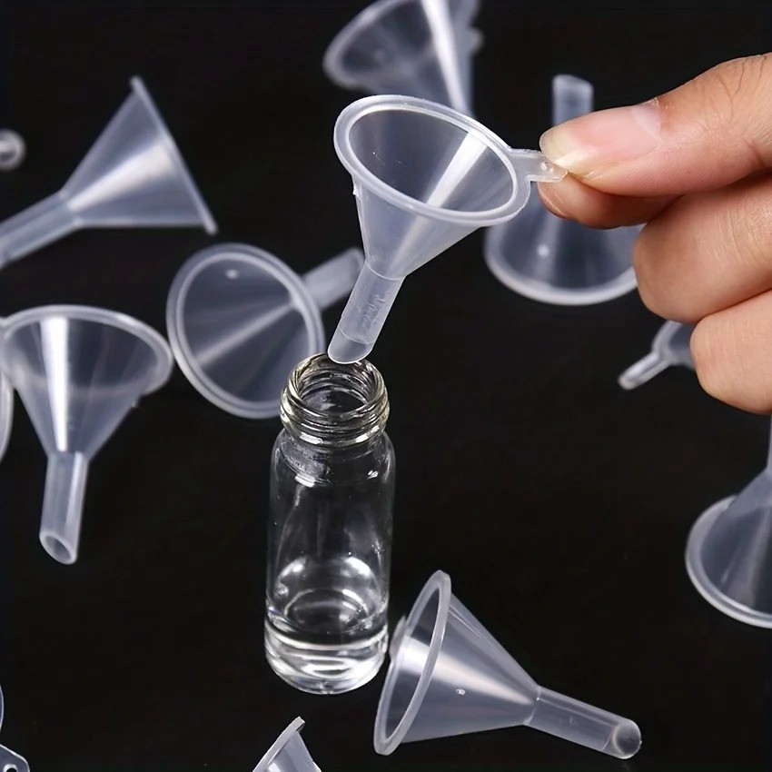 10-Pack Mini Plastic Funnels Small Funnel Set for Perfume Essential Oil Diffuser