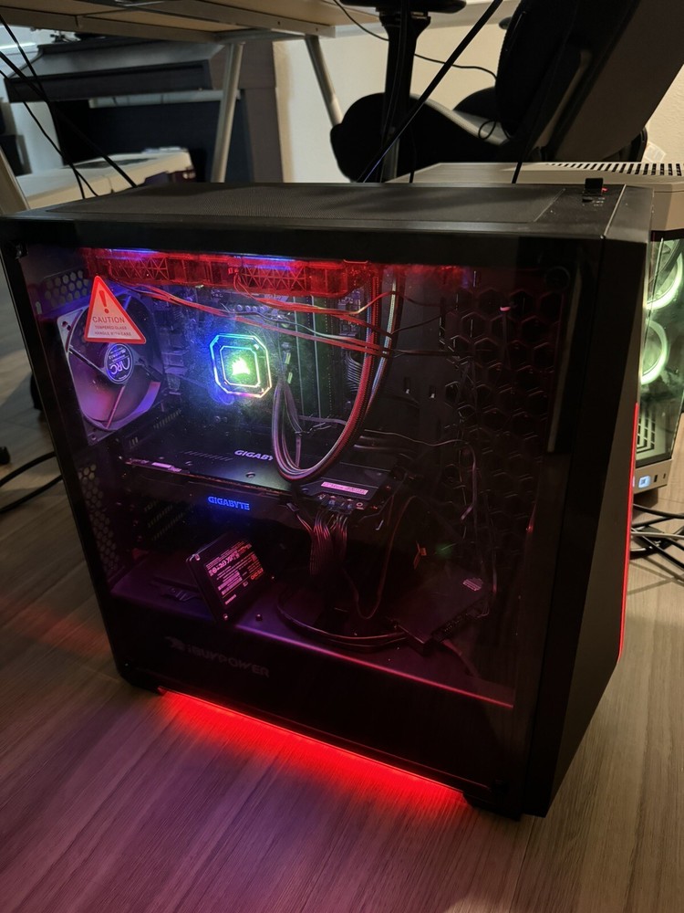 gaming pc desktop