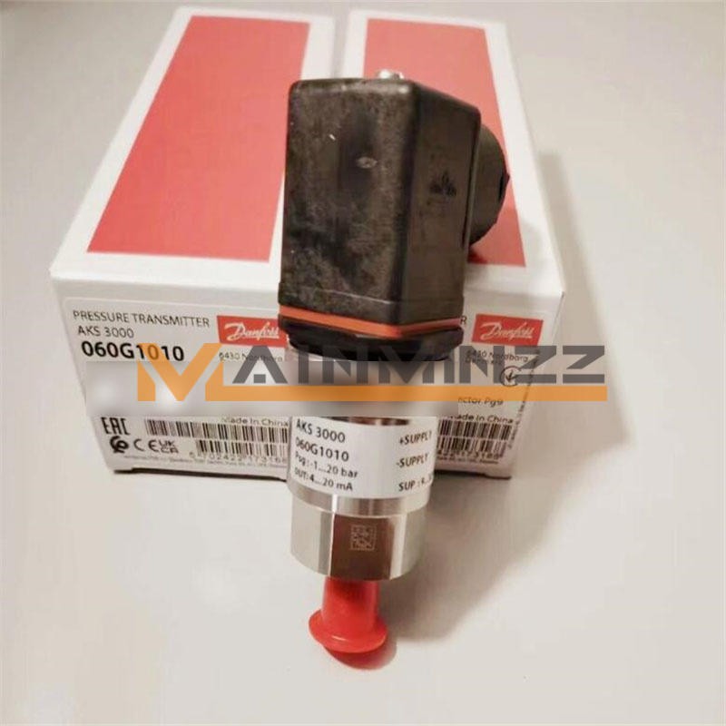 1PC Danfoss pressure transmitter AKS3000 060G1010 NEW