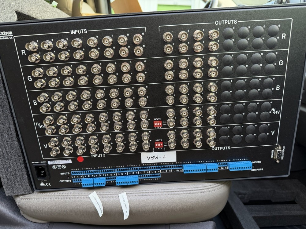 Extron CrossPoint Ultra Series 168HVA