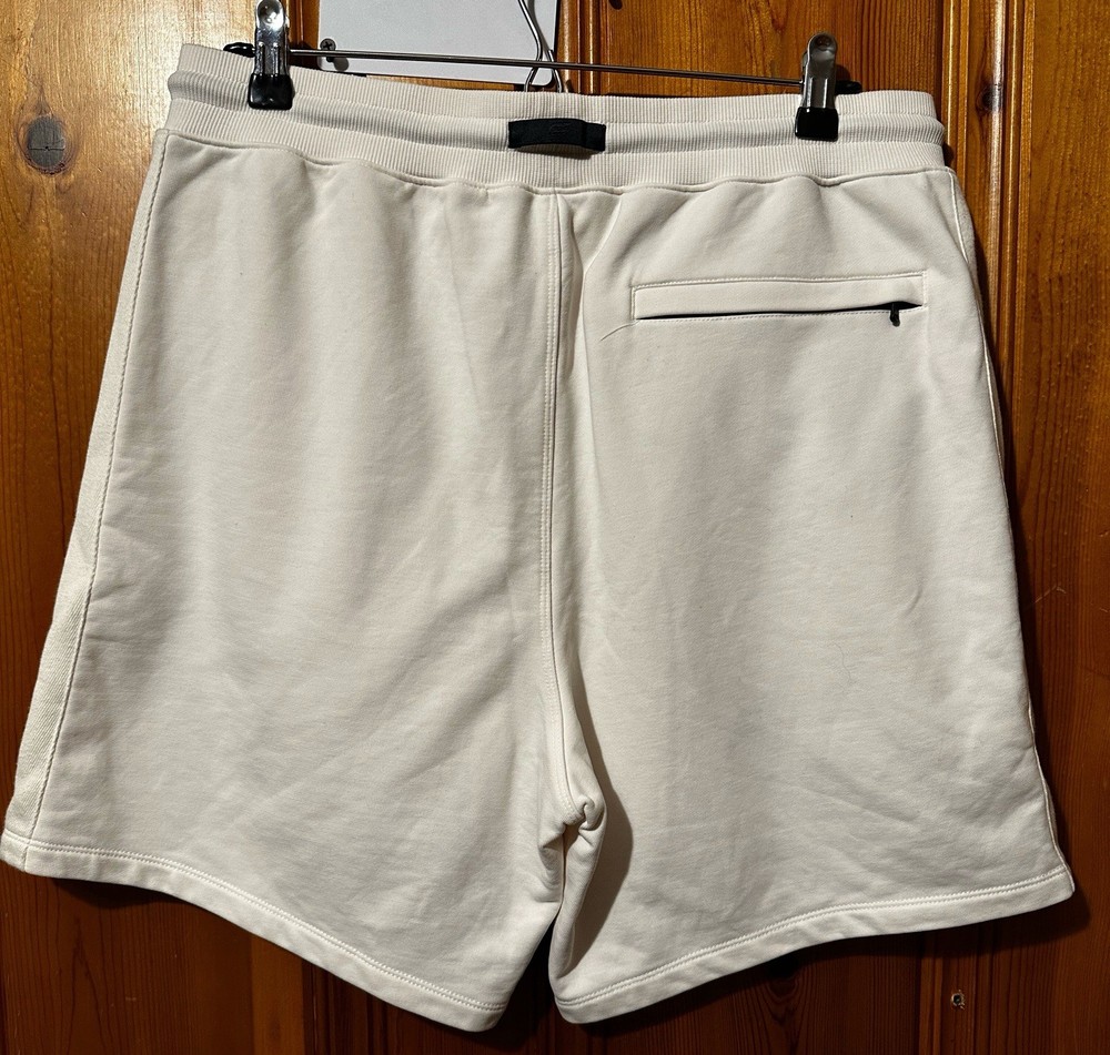 Fabletics Men’s Courtside Shorts Drawstring Zip Pocket