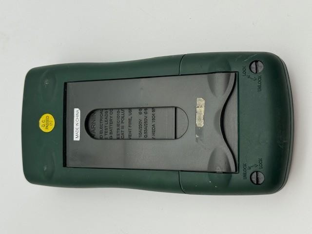 Jameco MS8226T TRUE RMS Multimeter Auto Range DMM Capacitance Temperature Meter