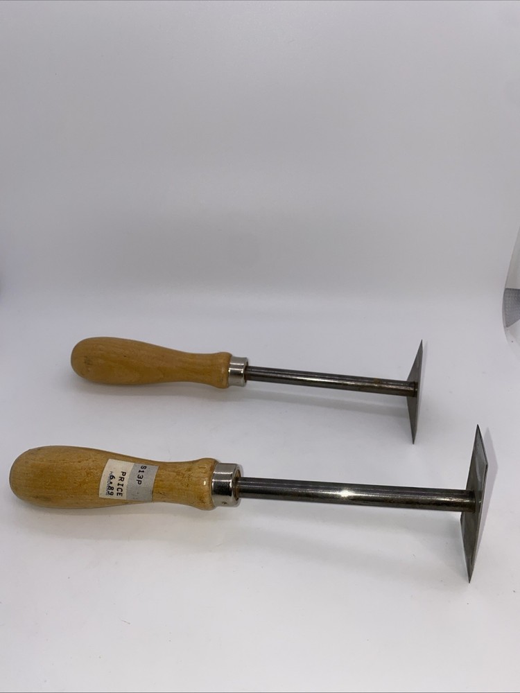 Paint Scraper Tools, Set Of 2: Triangle And Square End Paint Scrapers