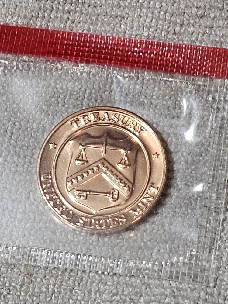 1999 Denver Mint "D" Token From Us Mint Set