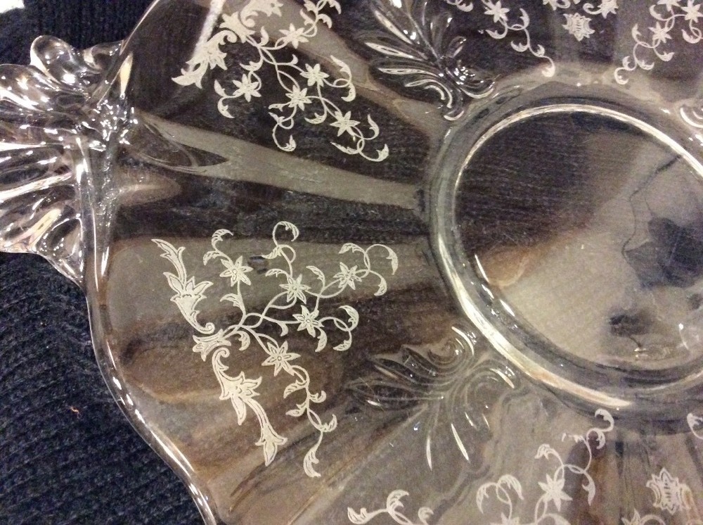 Clear Etched Depression Glass Handle Cake Platter Pre-Owned