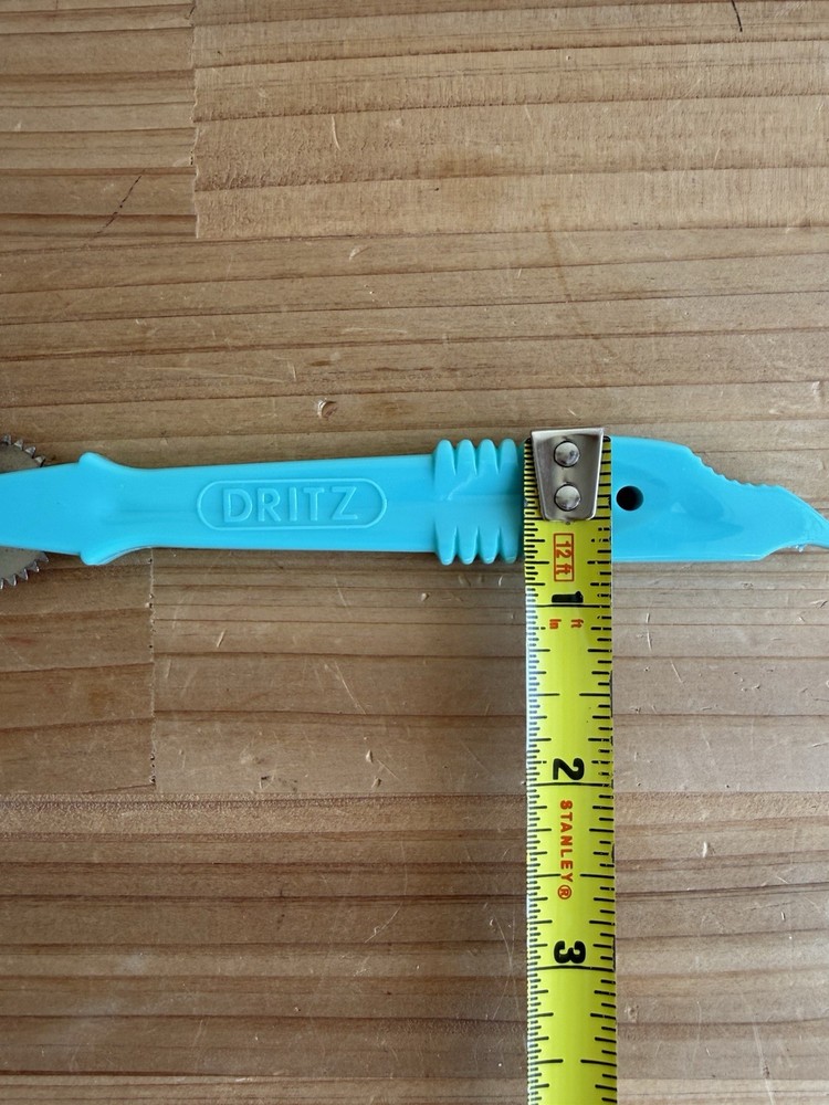 Vintage Dritz Sewing Pattern Tracing Wheel Tool Aqua/Teal Plastic