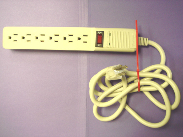 FELLOWES 99012 Used SURGE SUPPRESSOR