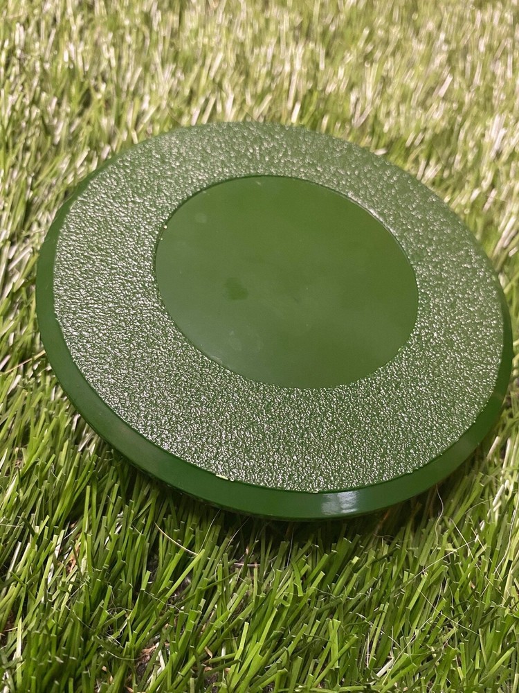 Bad Dogs - Golf Cup Cover - optimize your putting green  experience!