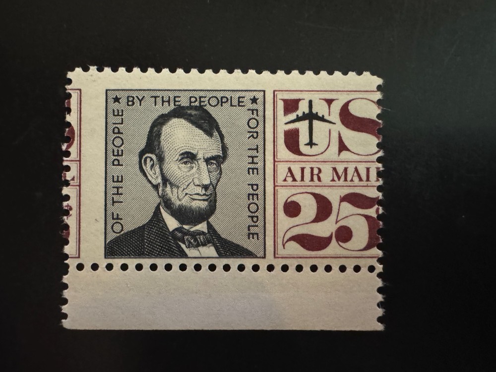 US STAMP SCOTT C59 MIS PERF ERROR A. LINCOLN AIR MAIL MNH