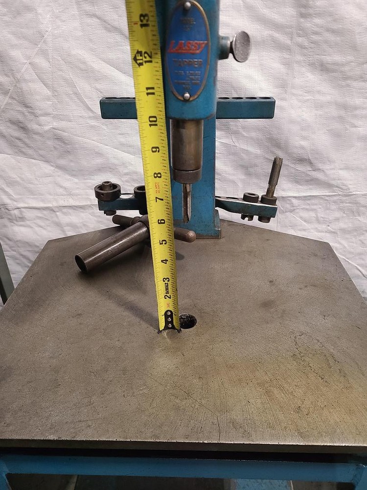 Lassy 12F Thread Tapping Machine with Tooling