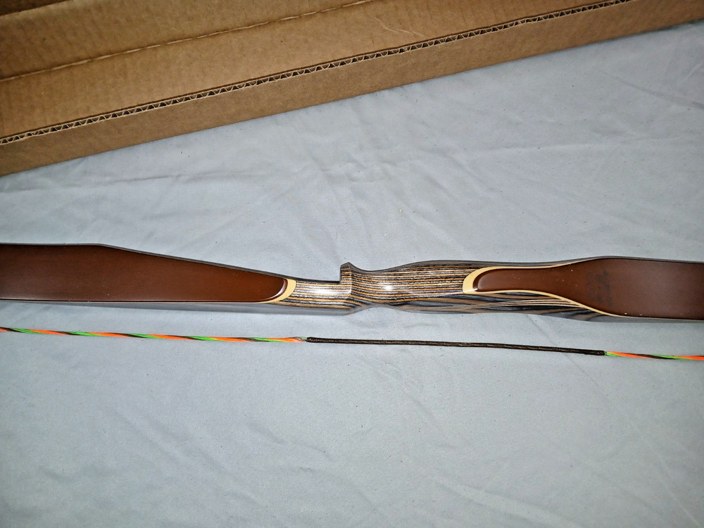 CHARRON ARCHERY - CUSTOM LONGBOW 60"AMO LEFT HAND @ 40#