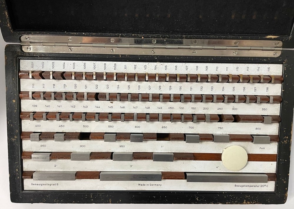 Starrett 81 Piece Rectangular Gage Block Set, Grade 3 (Missing 7 Blocks) AS-IS