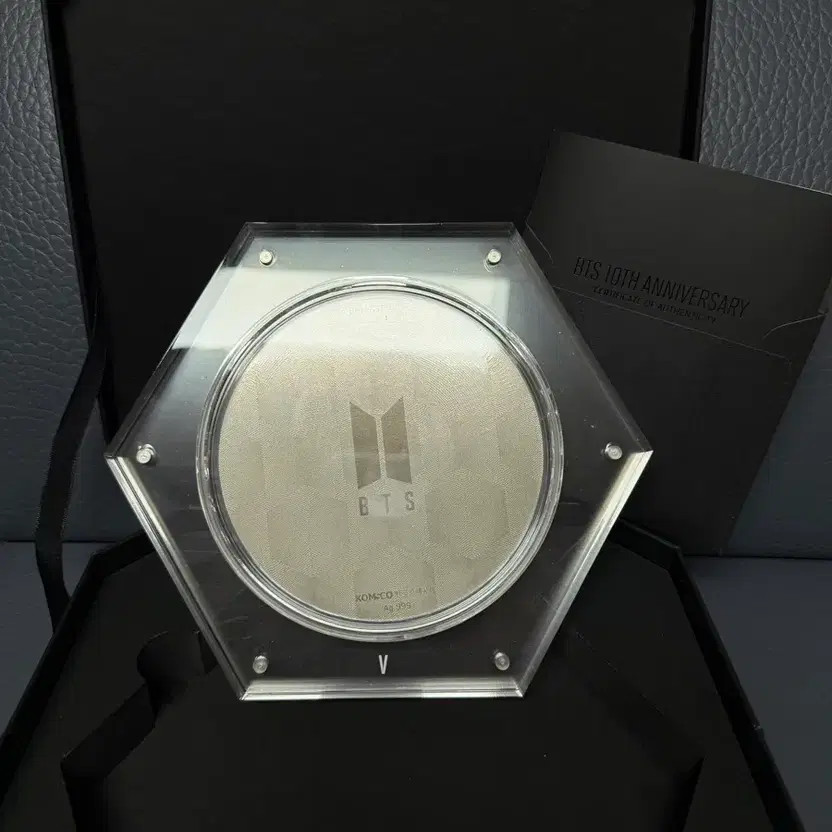 BTS 10th Anniversary Silver Coin - V