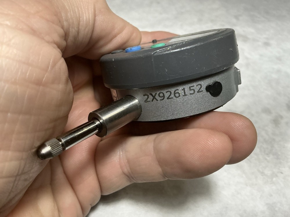 Nice Mitutoyo Electronic Indicator Model 543-783B Cracked Screen