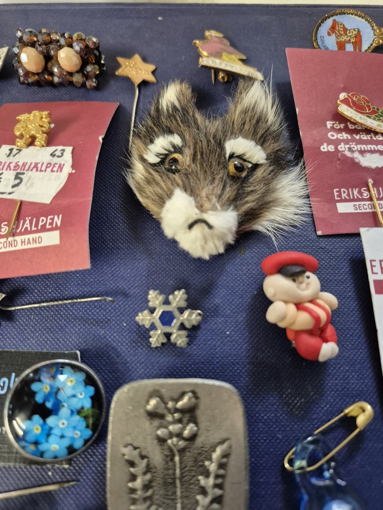 Swedish Badges Assorted 5