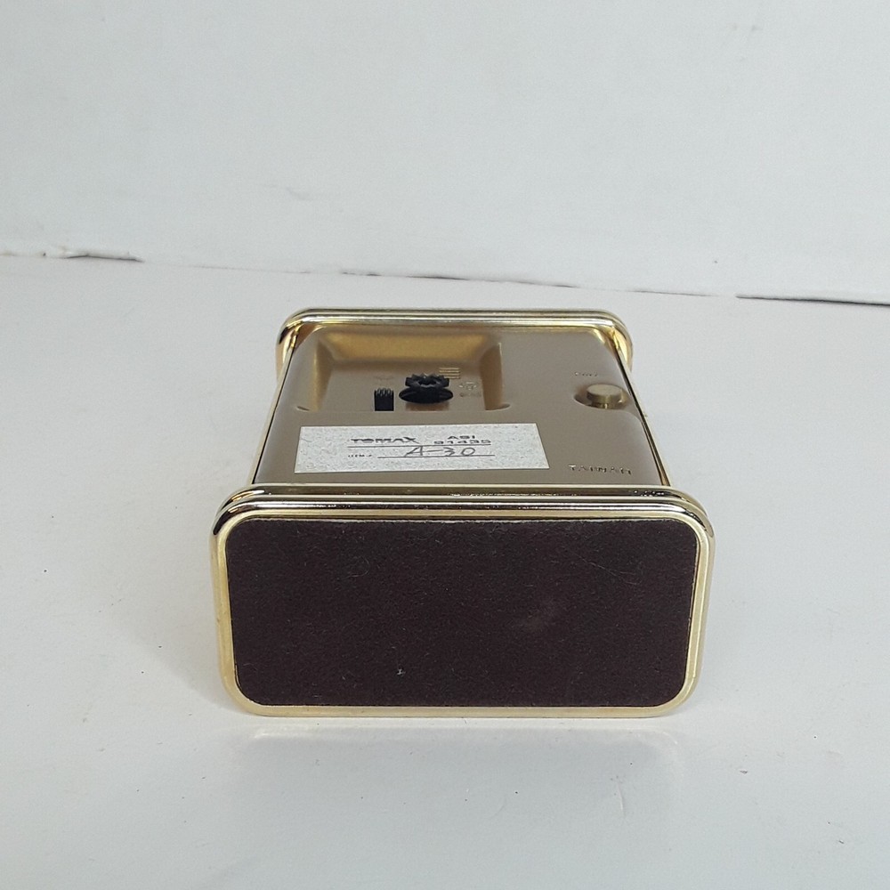 Linden small clock