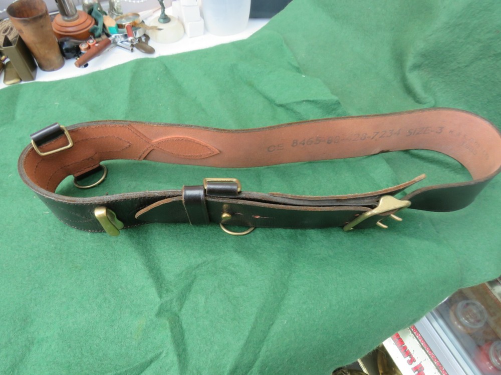 BRITISH ARMY SAM BROWNE BELT AND CROSS STRAP DATED 1985 SIZE 3