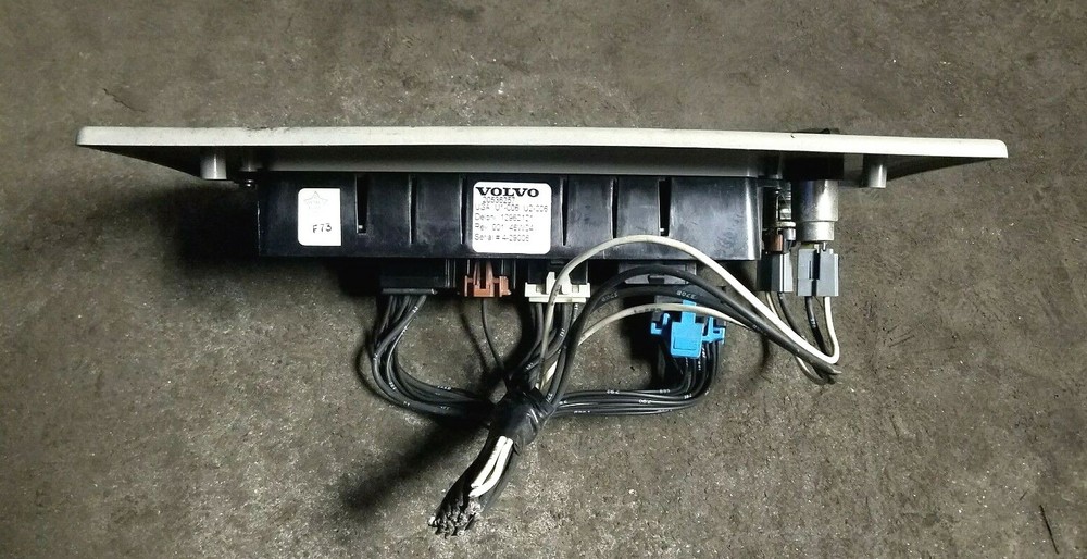 VOLVO CLOCK RADIO TEMPERATURE CONTROL MODULE 20536257