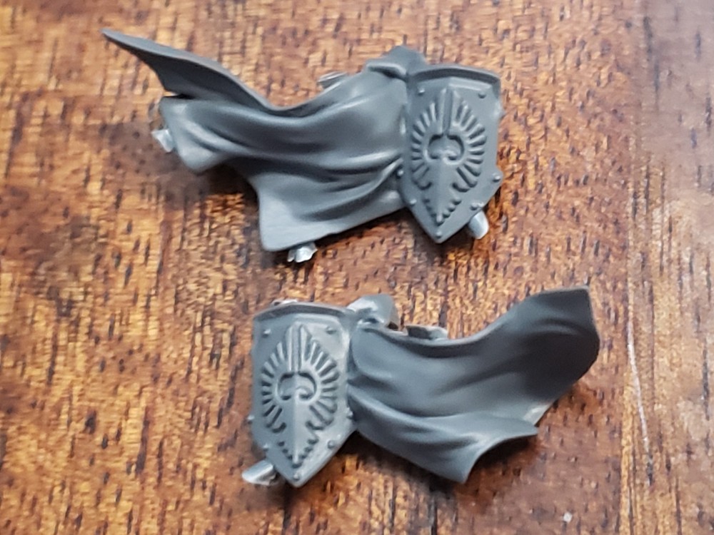 40k Adeptus Custodes Bits Vertus Praetors Rider Hip Shields Tabard #47
