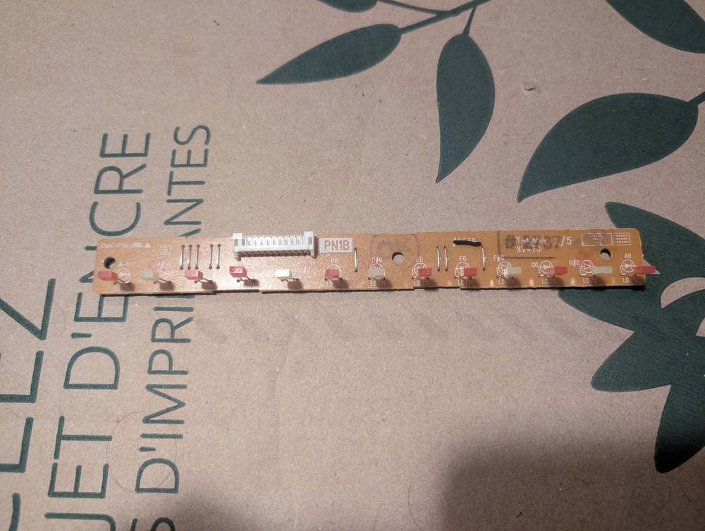 Yamaha Clavinova CVP-202 XV470 2/5