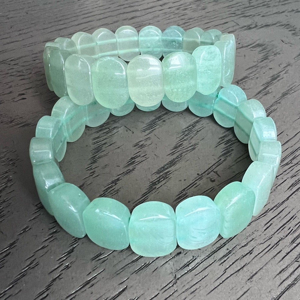 Green aventurine soft bangle 7’ (one)