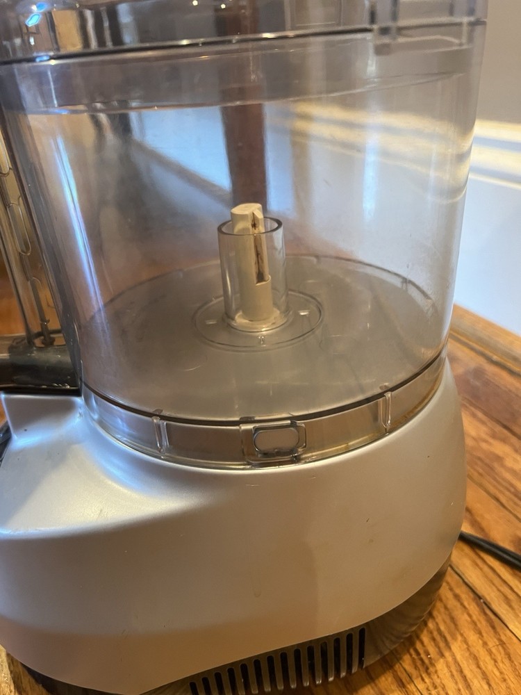 Cuisinart Custom Prep 11 Plus Food Processor DLC-2011 Tested Works Silver