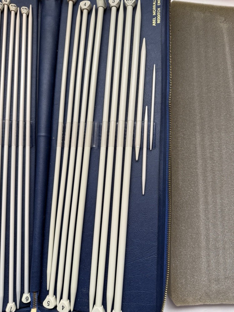 Aero Single Point Metal Knitting Needle Set with Case