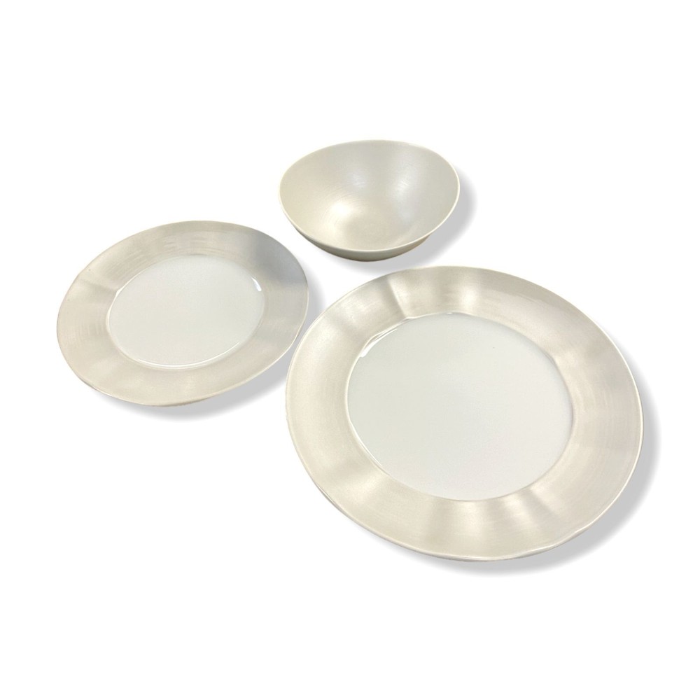 NEIMAN MARCUS White Platinum Brushstroke Dinnerware 10-Piece Set