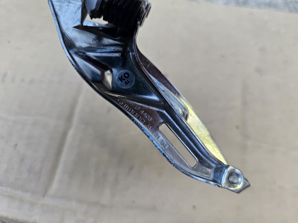 BROKEN Shimano Tiagra Front Triple Derailleur 28.6mm Clamp Bottom Pull FD-4403
