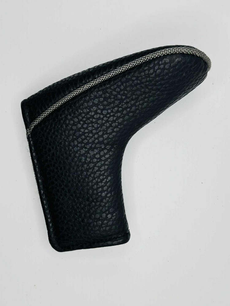 Small Blade Putter Headcover Black - Universal